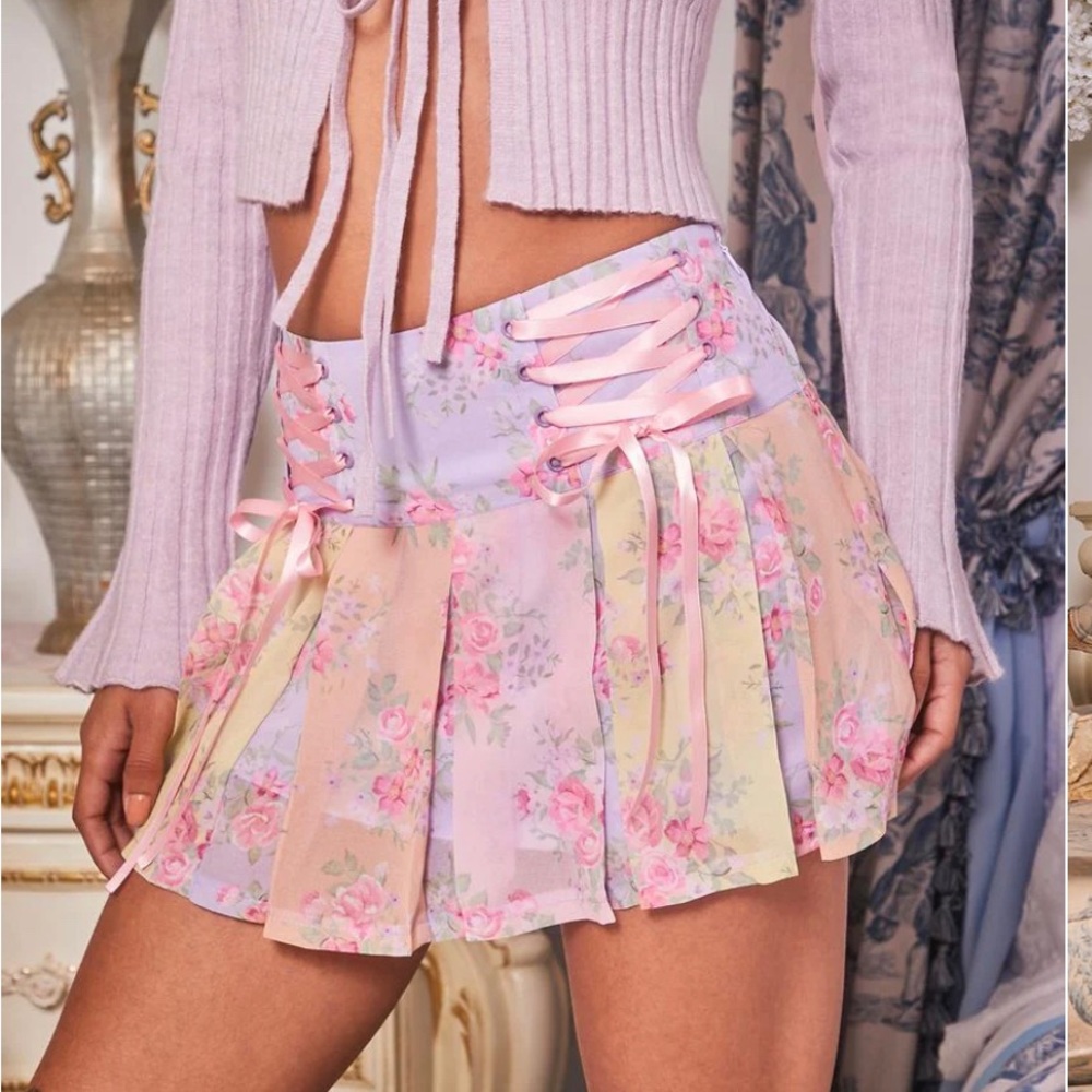 Dolls Kill Mini Floral Pleated Skirt